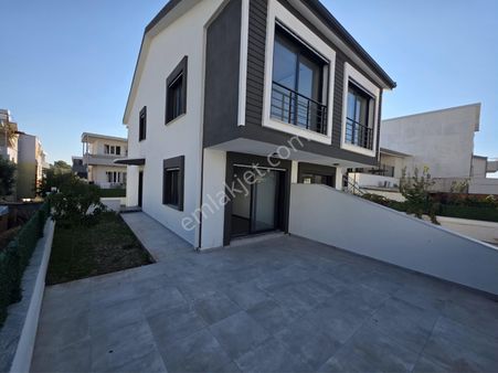 Didim Hisarda 2 Adet 2+1 Villa