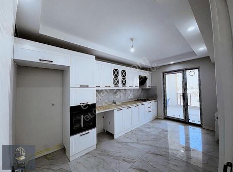 Hatip Mh Havuzlu Site İçerisinde 3+1 Arakat Sıfır Kiralık Daire