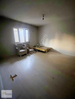 Yenimahalle De 163 M2 Arsa Ve Ev