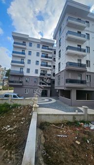 Century 21'den Üniversiteye Yakın 1+1 Kiralık Daire!!!