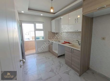 Yeşilevler Mhl 2+1 100m2 Göbek Kat Kattan Bölme Daire