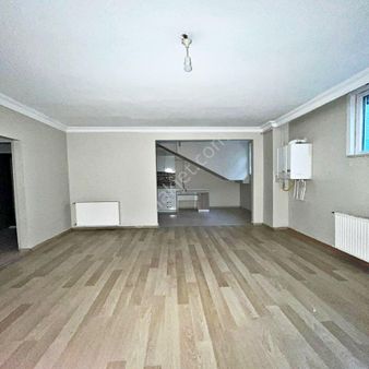 Esenyurt Sülemanıye Mh . 2+1 Kiraılık Bahçe Kat