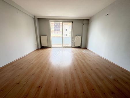 Marmara'dan Şükrüpaşa'da Muhtarlık Karşısı 2+1 Kiralık Daire