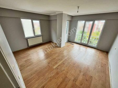 Az-er Yapıdan Çerkezköy'de Ön Cephe İskanlı Kombili Satılık 2+1 Daire!!