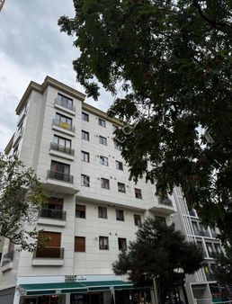 Göztepe İstasyon Caddesi Üzerinde 2010 Yapımı 135 M2 Ferah 3+1