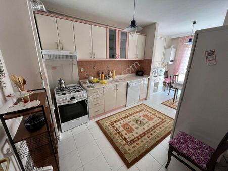 Yenimahalle'de Etlik Şehir Hastanesi Yakını Katta Geniş Mobilyalı