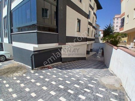 Güvenay - Çorum Bahçelievler İsmail Kakaç İlkokulu Civarı'nda Satılık 3+1 Daire!