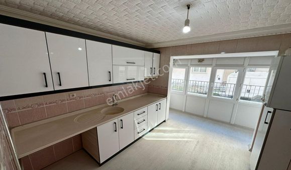 Esertepe Çambaşı Cadde Üzeri Açık Cepheli Asansörlü Masrafsız