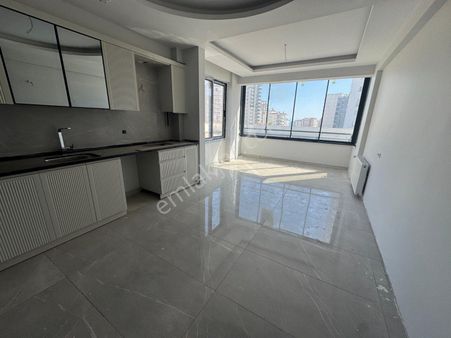 Yiğithan Dan Mezitli Site İçerisinde Sıfır 3+1 Satılık Daire