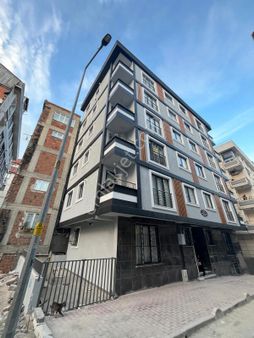 Serkan Gayrimenkulden Bahçelievler Yenibosna Mevlana Cami Yakını 2.ci Kat Sıfır Daire