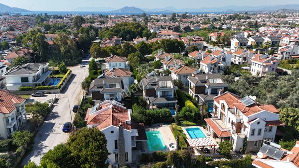 Goldhouse Dan Satılık Foça Da Tripleks Villa
