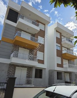 Gazi Mahallesinde Satılık Amarikan Mutfaklı 2.1 Daire Miz Arakatta