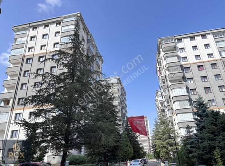 Ahimesut Mahallesi Sitede Ara Kat Asansörlü Masrafsız 3+1 Daire