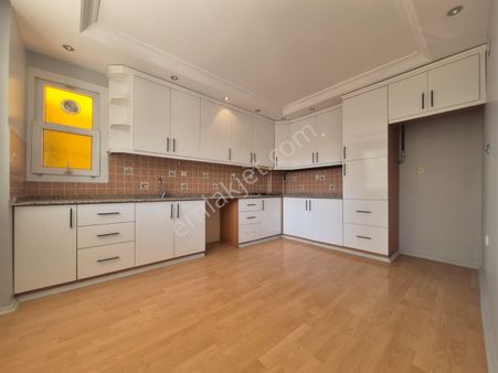 K.evren Blv. Yürüme Mesafesinde 5+1 A.mutfak Doğalgazlı Daire