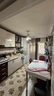 Akşemsettin Mah Cadde Üzerinde 4+1 Yüksek Girişte Full Yapılı Daire