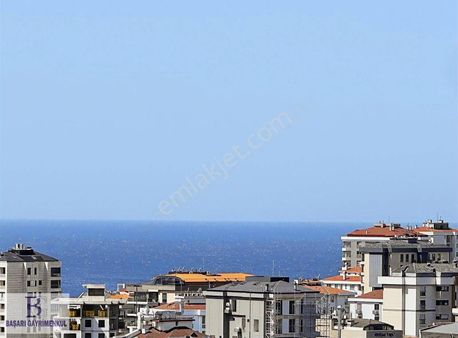 Başarı'dan Ethemefendi'de Bağdat'a Sahile Yakın 150m2 Balkonlu