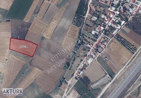 Aktürk'den Mustafa Kemalpaşa Çeltikçi De Yolu Olan Fırsat Tarla