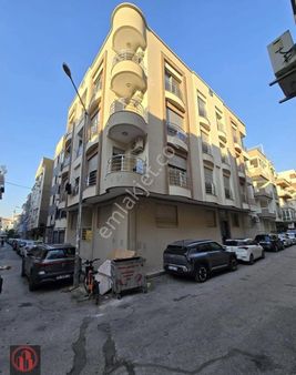 Balçovada Metro Yakını 10 Yaşında Jeotermalli Satılık 2+1 Daire