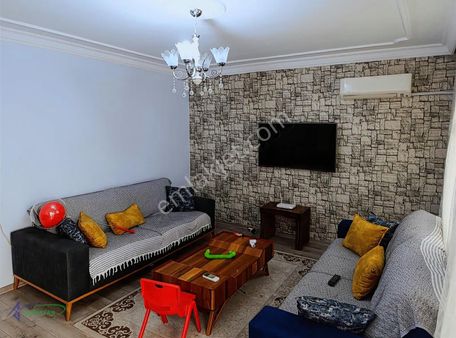 Bornova Mevlana Mahallesinde Ful Tadilatlı Satılık Daire