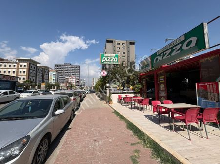 Thor'dan Mezitli'de Devren Kiralık -yüksek Cirolu Pizza Restoranı