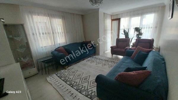 Sancaktepe Mevlana Mh Genıs 2+1 Cadde Ustu Satılık Daıre