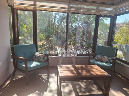 Remax'den Milli Eğemenlik Bulvarında ,ara Kat Satılık 3+1 Daire