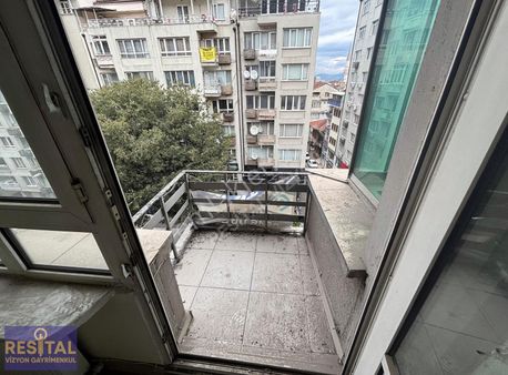 Resital Vizyondan Altıparmak Cadde Üzeri Geniş 2+1 Satılık Daire