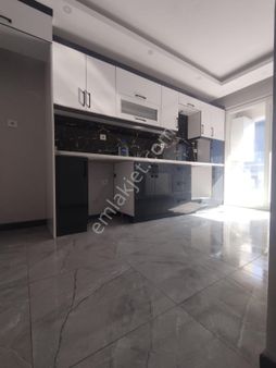 Bahçe Nizam Site Konsept Köşe Daire Önü Açık Bahçeli 2+1 Daire