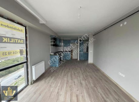 Ze/max^tan Çerkezköy Tepe Bölgesi Site İçerisi Satılık 1+1 Daire