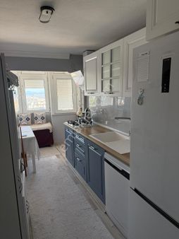 Özmert’ten Yeşilyurtta Deniz Manzaralı Satılık Ev