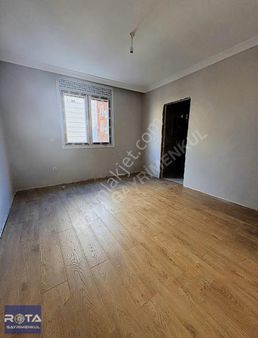 Rota'dan Güzelyalı'da Yerden Isıtmalı Panjurlu Lüx 3+1 Daireler.