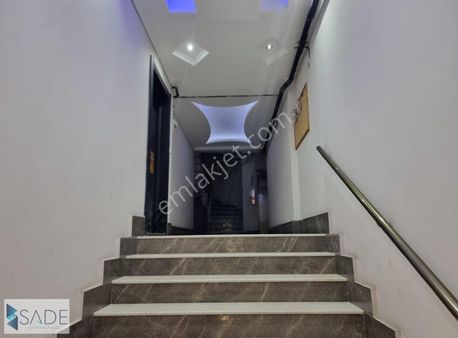 Sadeden Demirköprü İzban Yanı Balkonlu Kiralık 1+1