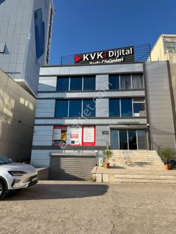 E-5 Yan Yol 500 M2 Büyük Dükkan Önüne Kamyon Yanaşabilir