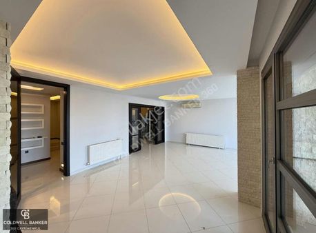 Kuşadası Milemyum Egel Konakları Kiralık Bahçe Dubleksi