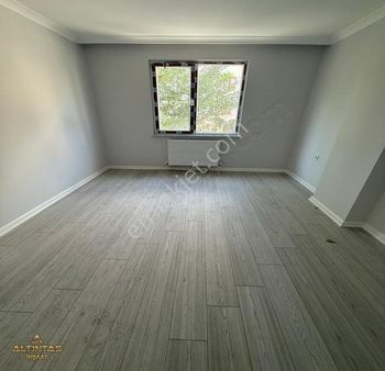 Beylikdüzü Yakupluda Sıfır 2+1 Arakat Daire