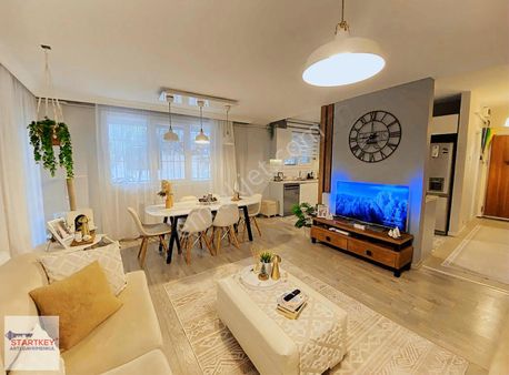 Bostanlı Akbank Sokaklarında 3+1 Satılık Daire