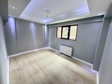 Lale Yapı'dan İ.paşa Mah 2+1 95m² Masrafsız Çift Cepheli Yüksek Camlı Bahçe Kat Daire