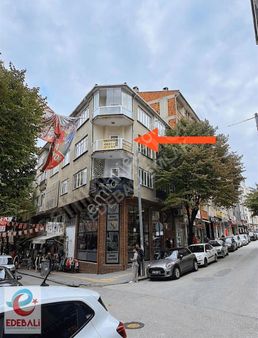 2+1 Kiralık Ofis-işyeri Arakat Köşe Başı