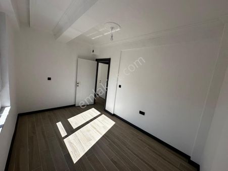 Recep Ümit'ten Yeşiltepe Anadolu Dibi Yerden I. 2+1 Satılık Pc-5