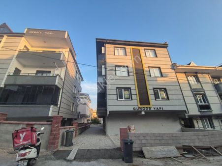 Roma' Dan Yeni Mh' De Satılık Daire