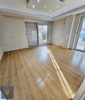 Şafak Mh Asansörlü Arakat Tertemiz 3+1 !