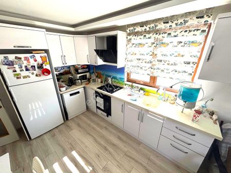 𝄞melodi'den Akçay Merkez'de Yüksek Kredili Ön Cephe Ara Kat Pazarlık Payı Yüksek 2+1 Genç Daire