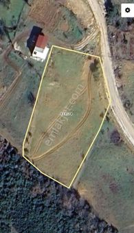 Gemlik Şahinyurdun'da 3,543,m2- Göl Ve Doğa Manzaralı Tarla