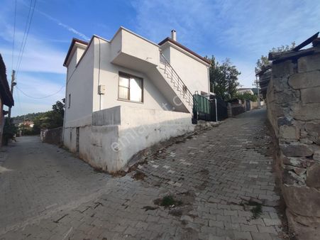 Havran Kocadağ Terasında Muhteşem Körfez Manzaralı Geniş Bahçeli Satılık Müstakil