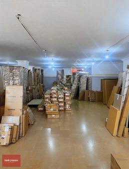 Gebze Osman Yılmaz Mahallesi 300 M2 Düz Giriş Kiralık Dükkan