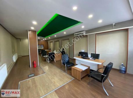 Remax Area'dan Çekirge Caddesinde Satılık Dükkan