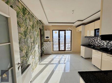 //özçam'dan█merkezi Konum Güney Cephe 3+1 Geniş Daire Satılık