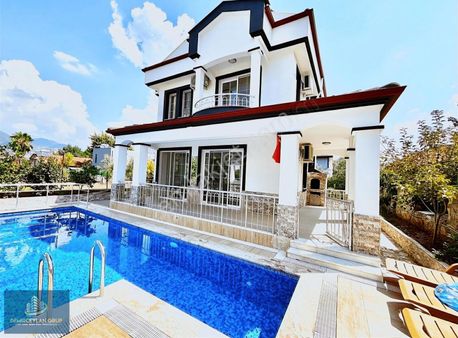 Fethiye Yeşilüzümlü De 3+1 Kiralık Villa Esyasız