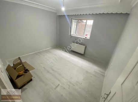 Sultangazi 50.yıl Mahallesi 2010 Yapım Kredili 2+1 90m2 Bahçekat