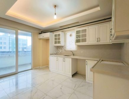 Hasköy Üsküp Caddesi Üzerinde Ebeveyn Banyolu Satılık 3+1 Daire